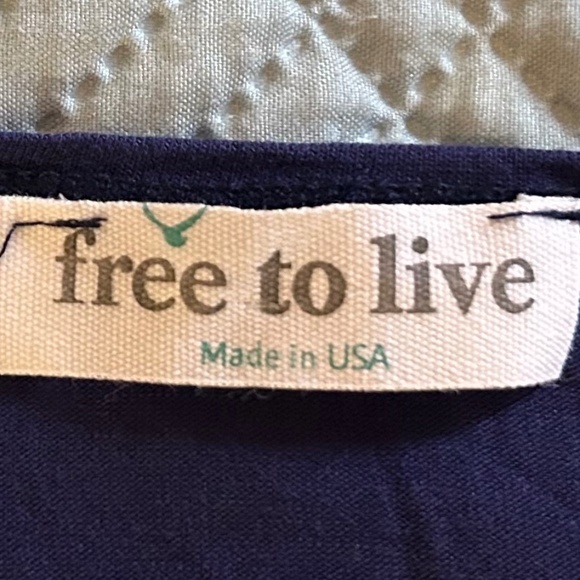 🌼4 for $20!🌼FREE TO LIVE Women’s Navy Open Cardigan, NEVER WORN, Size Small - Picture 5 of 6